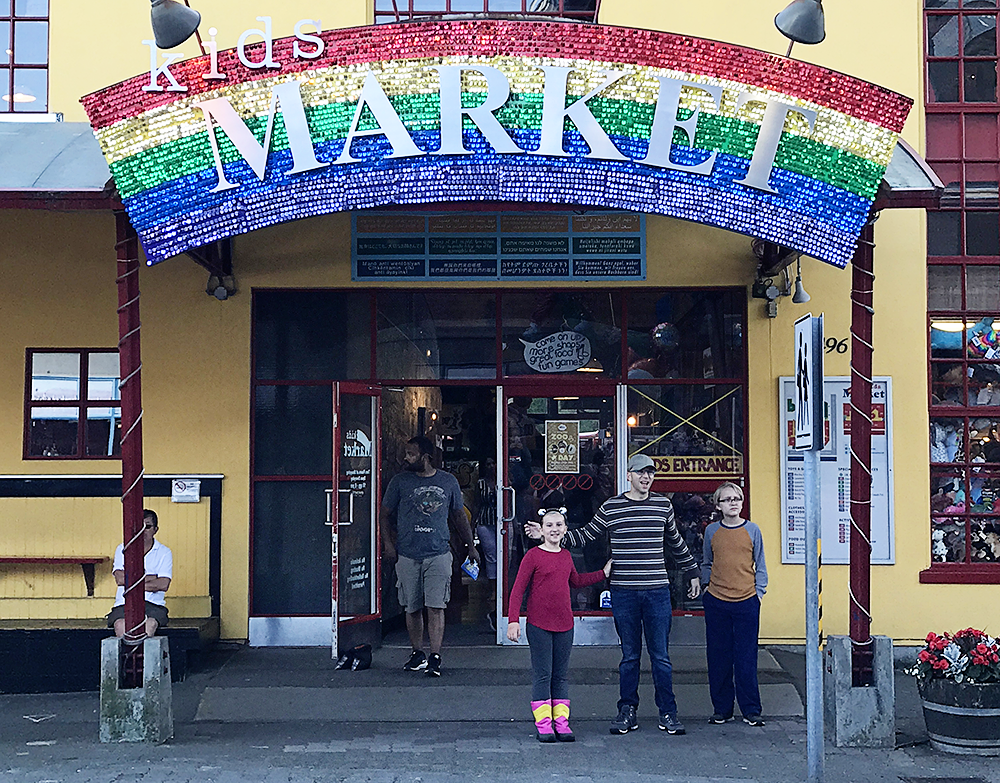 Visiting Vancouver - The 5 best things to do in the city with kids!