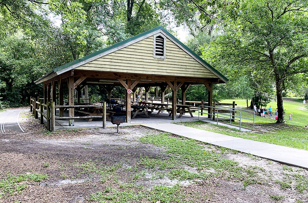 Kayaking Rainbow River in Dunnellon, Florida - Rainbow Springs State Park