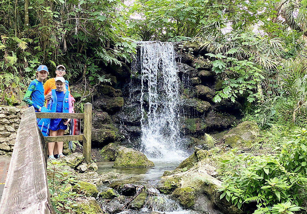 Kayaking Rainbow River in Dunnellon, Florida - Rainbow Springs State Park